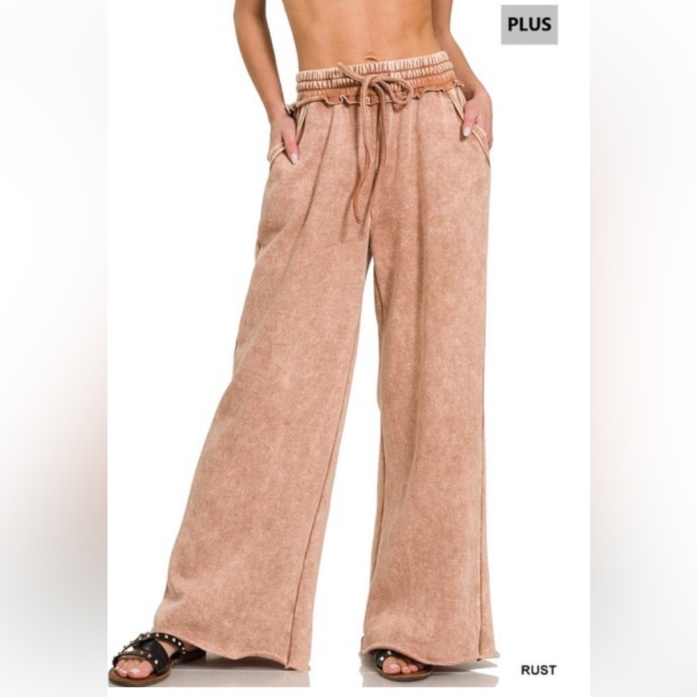 210 1X to 3X 🌻Zenana Rust ACID WASH FLEECE
PALAZZO SWEATPANTS
POCKETS